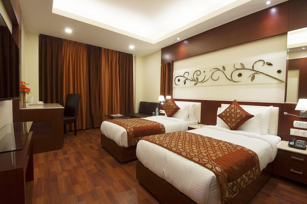 Hotel Golden Grand Delhi  Luaran gambar