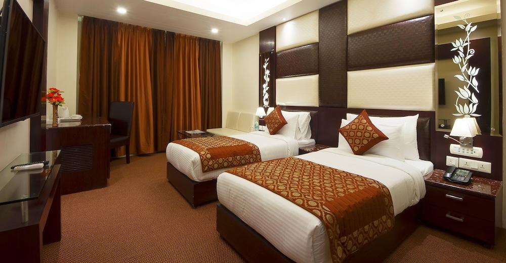 Hotel Golden Grand Delhi  Luaran gambar