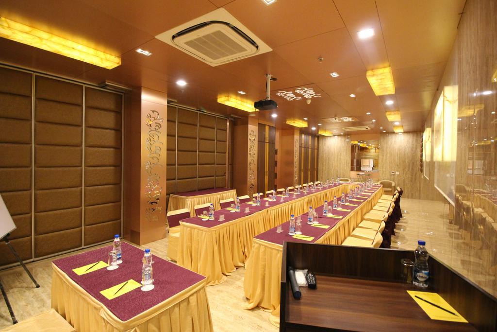 Hotel Golden Grand Delhi  Luaran gambar
