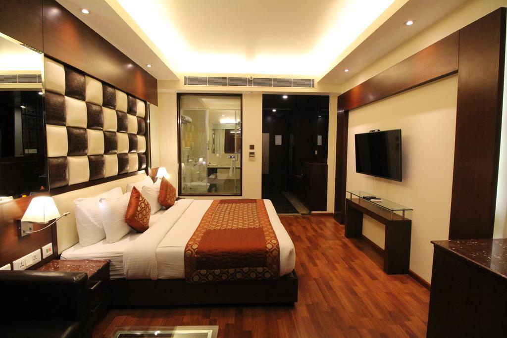 Hotel Golden Grand Delhi  Luaran gambar