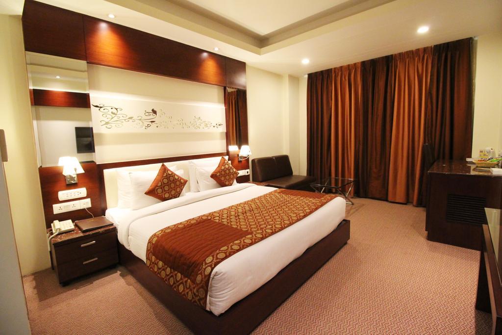 Hotel Golden Grand Delhi  Luaran gambar