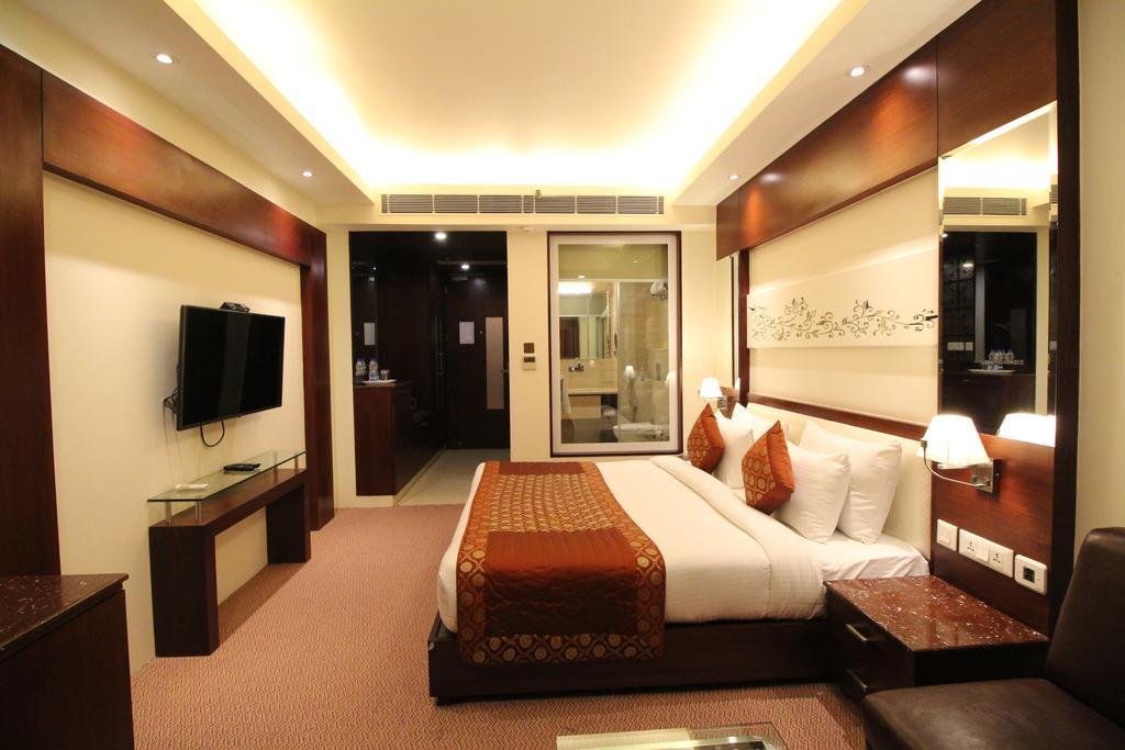 Hotel Golden Grand Delhi  Luaran gambar