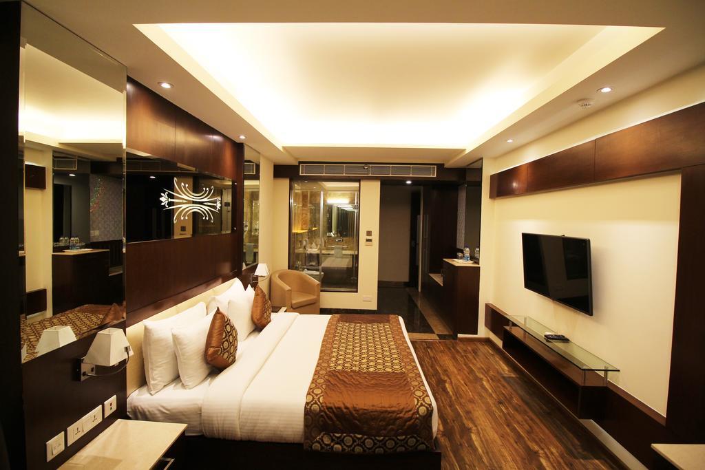 Hotel Golden Grand Delhi  Luaran gambar