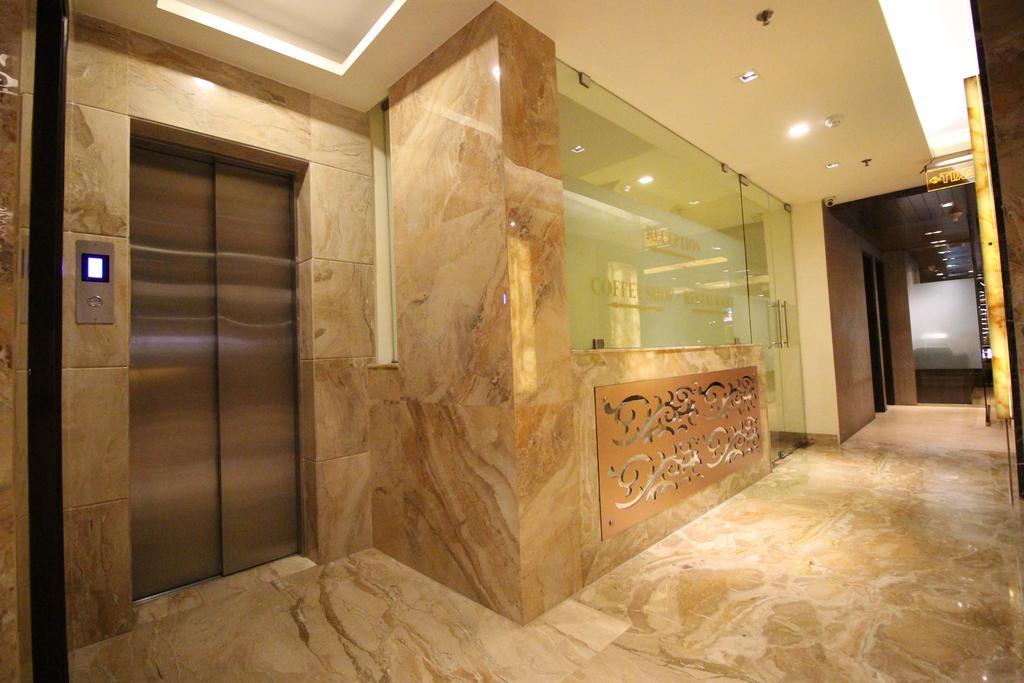 Hotel Golden Grand Delhi  Luaran gambar